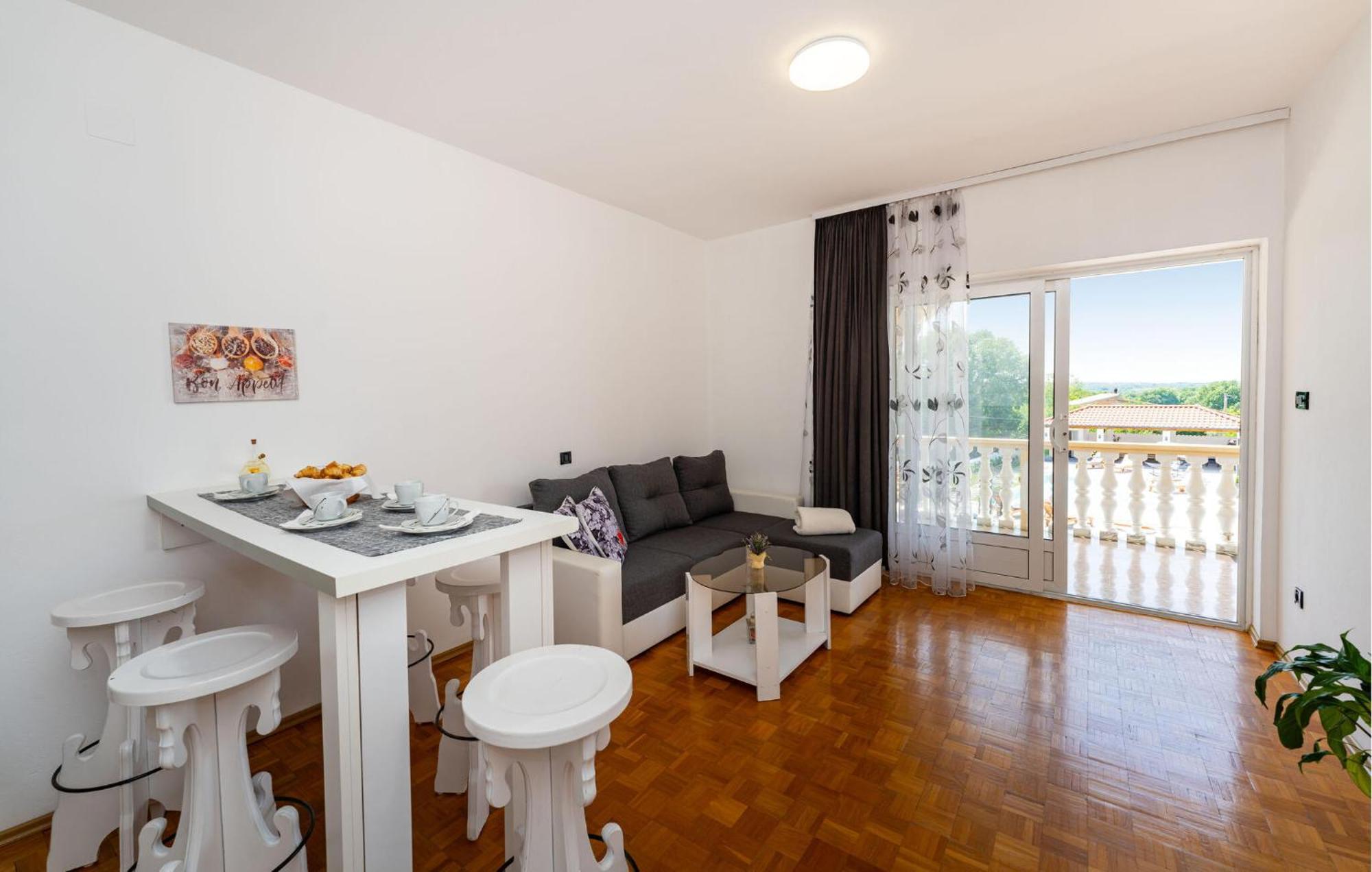 Beautiful Apartment In Galovac With Kitchen Exterior photo