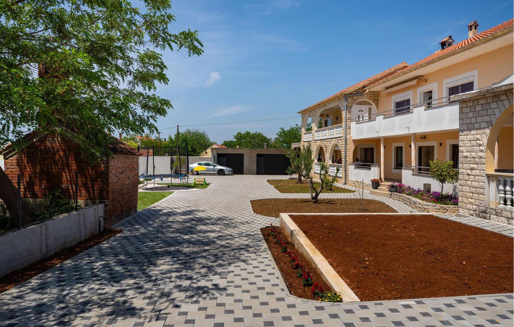 Beautiful Apartment In Galovac With Kitchen Exterior photo